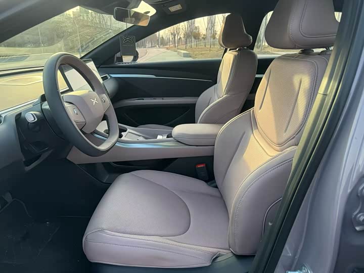 Фото 4 - XPeng Mona M03