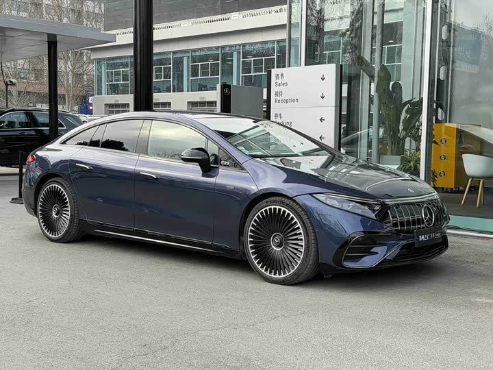 Фото 6 - Mercedes-Benz EQS AMG