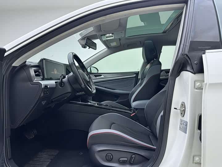 Фото 7 - Volkswagen Lamando L