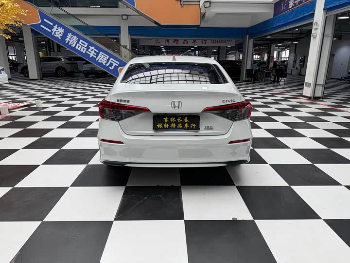 Фото 4 - Honda Civic