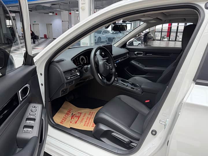 Фото 6 - Honda Civic