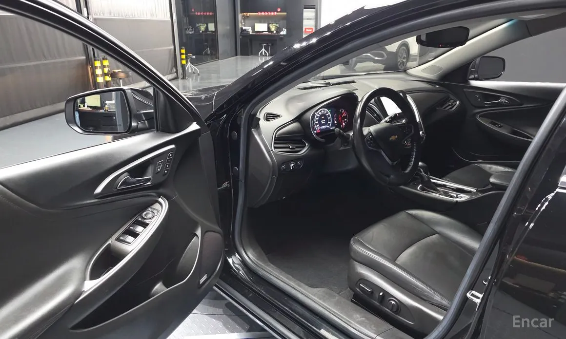 Фото 10 - Chevrolet Malibu