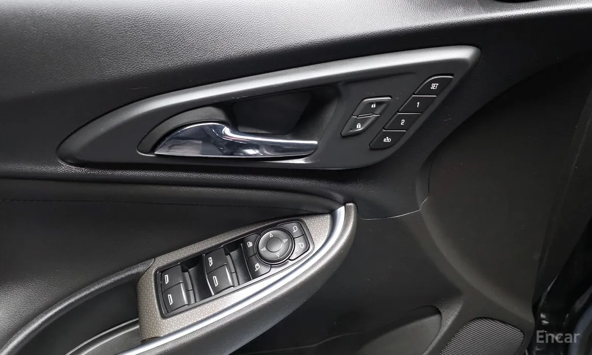 Фото 16 - Chevrolet Malibu