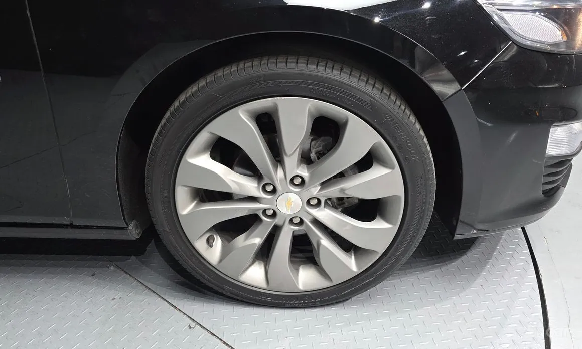 Фото 5 - Chevrolet Malibu