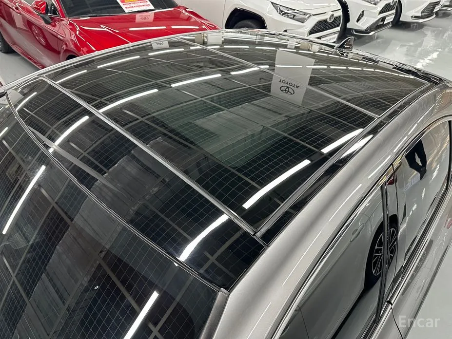 Фото 19 - Toyota Camry