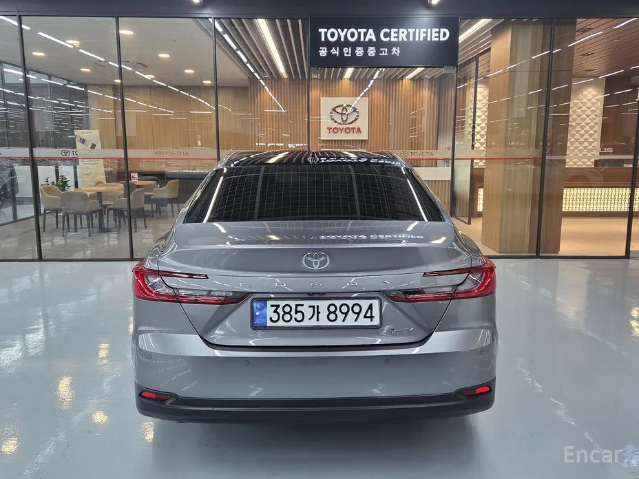 Фото 4 - Toyota Camry