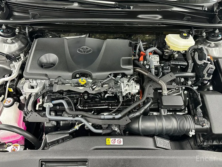 Фото 6 - Toyota Camry