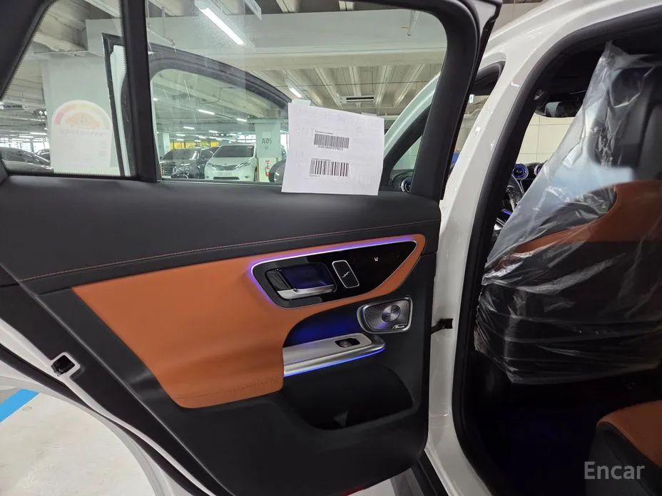 Фото 13 - Mercedes-Benz GLC-Class