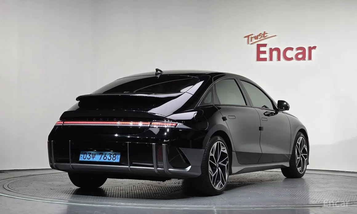 Фото 2 - Hyundai Ioniq 6