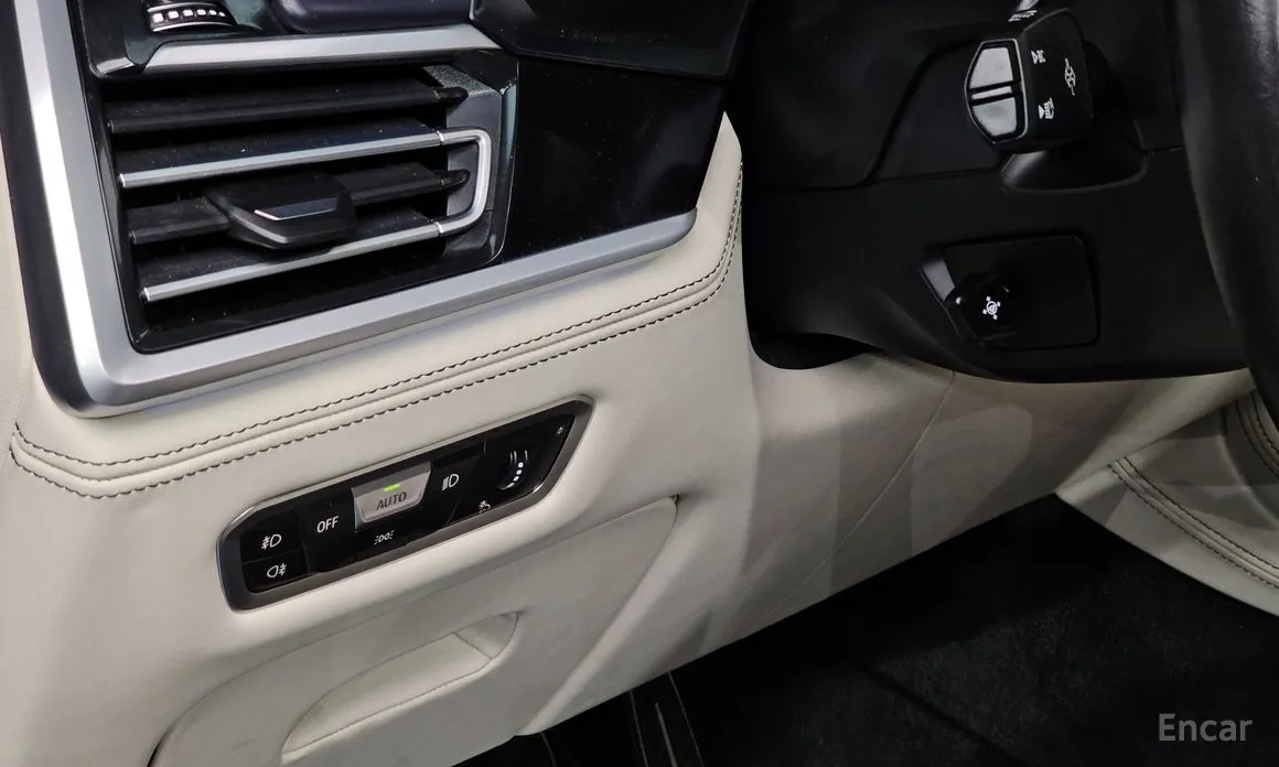 Фото 14 - BMW X7