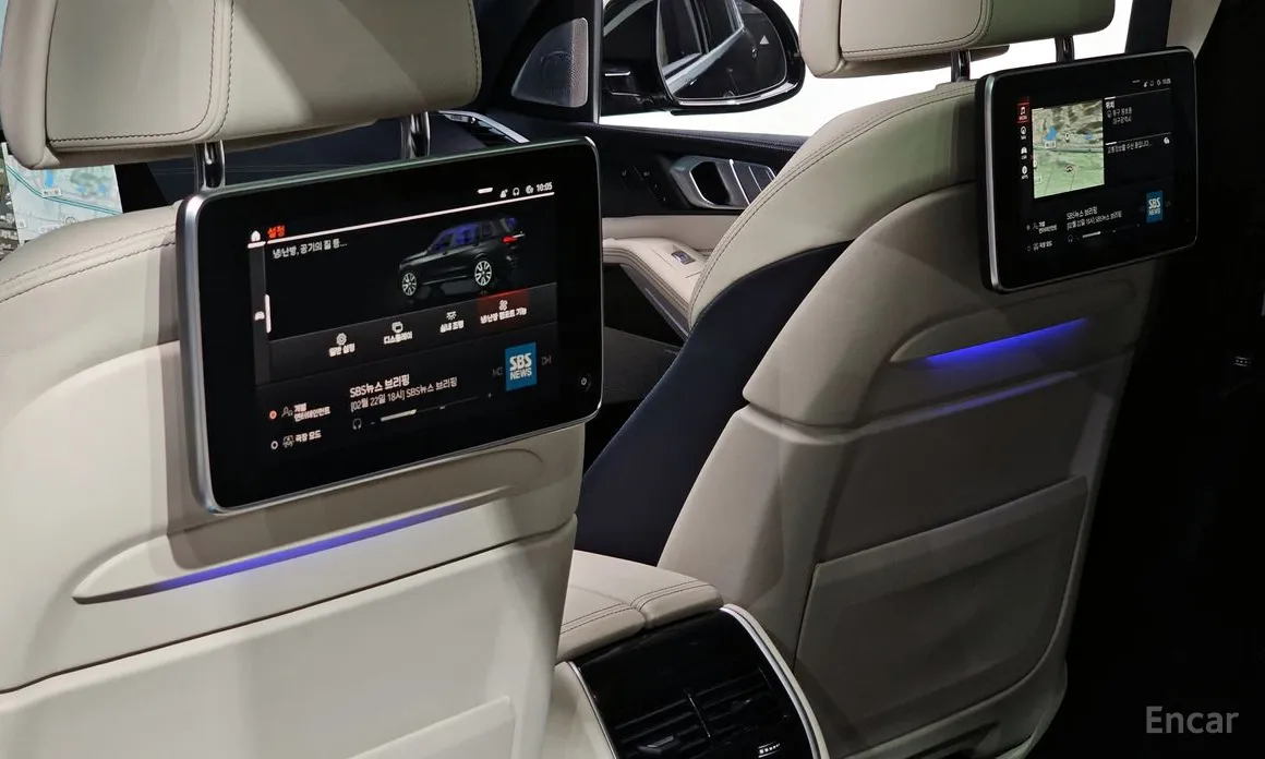 Фото 17 - BMW X7