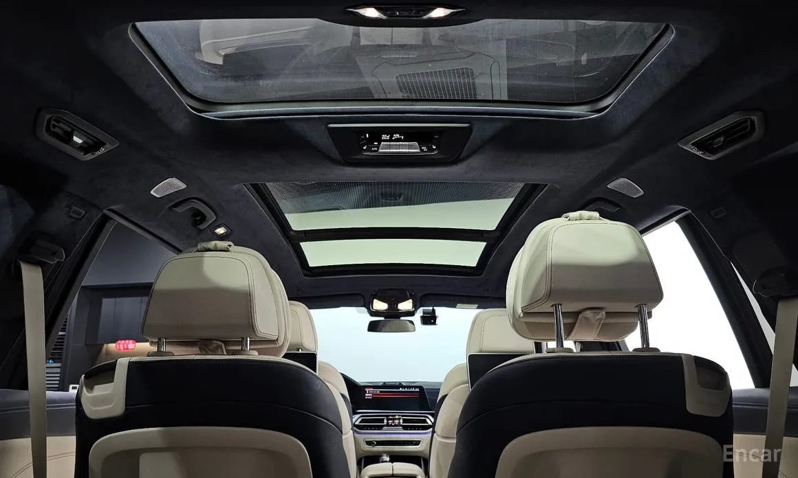 Фото 19 - BMW X7