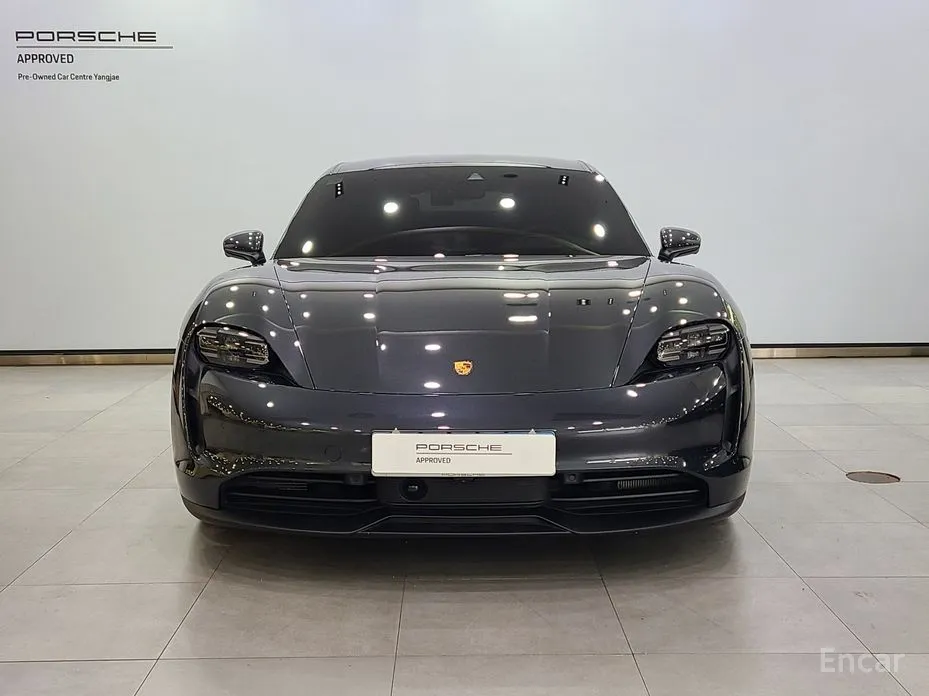 Фото 3 - Porsche Taycan