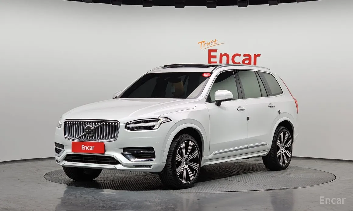 Фото 1 - Volvo XC90
