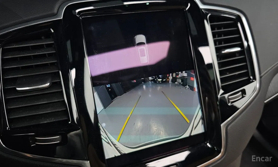 Фото 15 - Volvo XC90