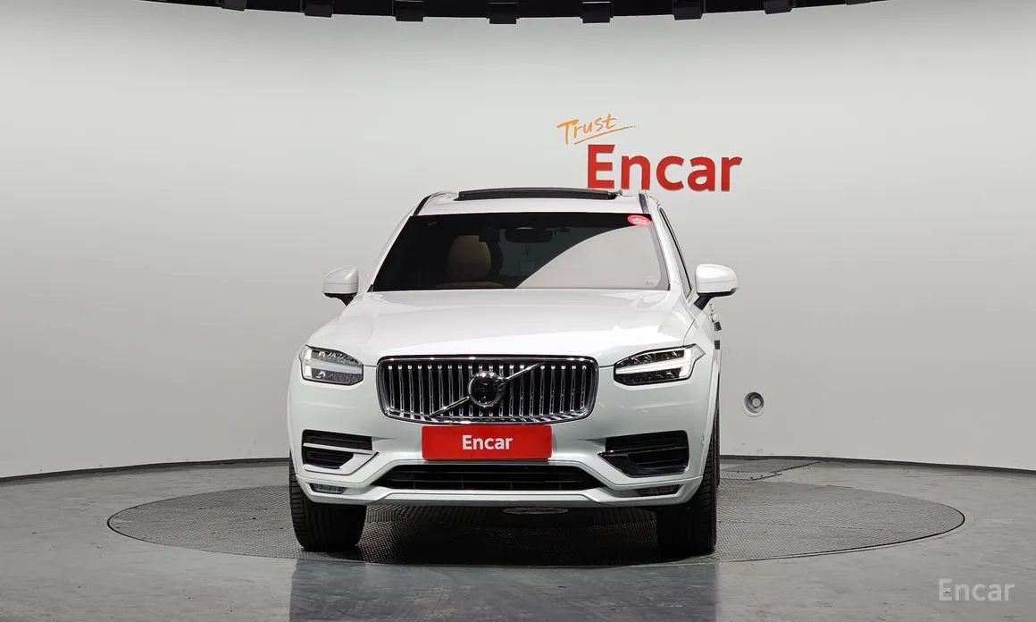 Фото 3 - Volvo XC90