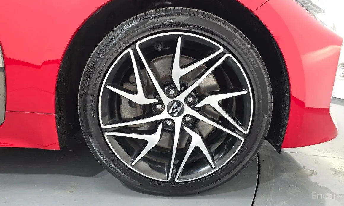 Фото 5 - Kia Stinger