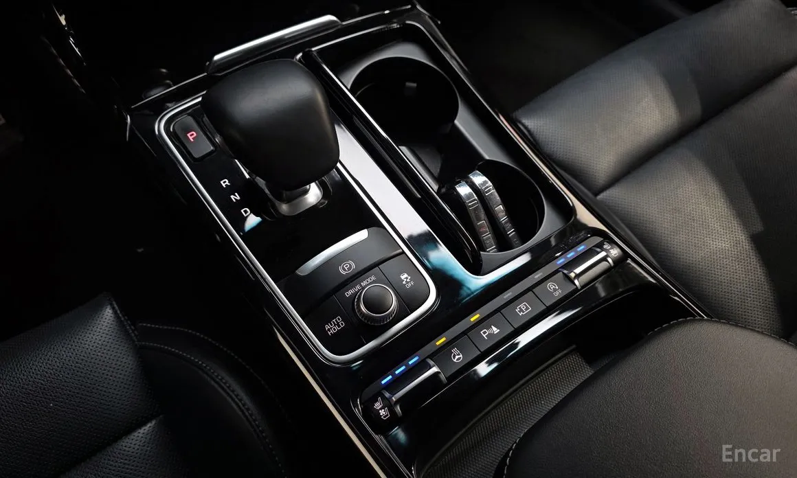 Фото 9 - Kia Stinger