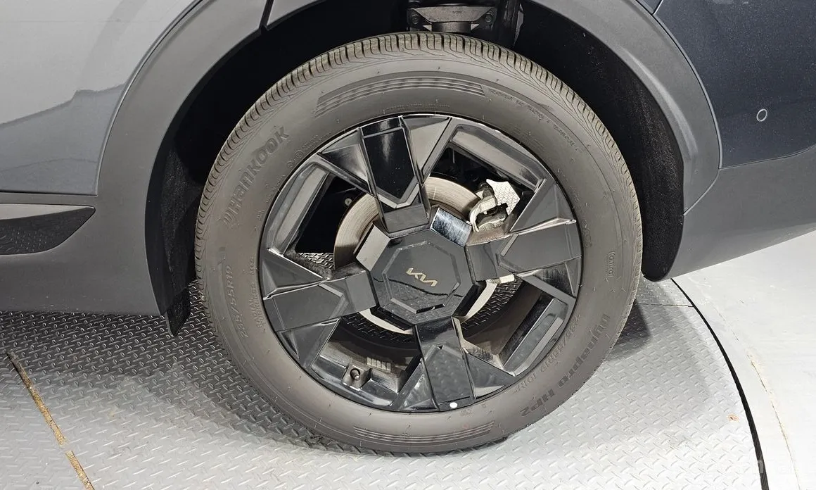 Фото 5 - Kia Sportage