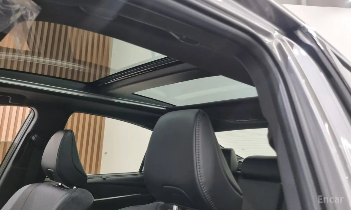 Фото 17 - Toyota Camry