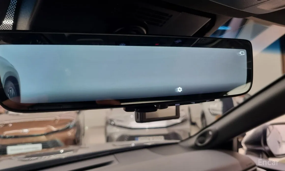 Фото 18 - Toyota Camry