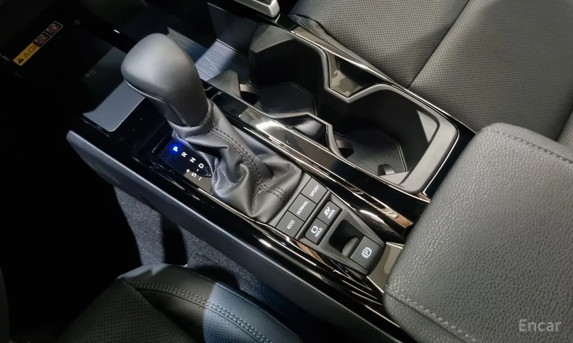 Фото 9 - Toyota Camry