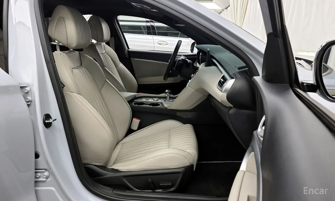 Genesis G70 2020 Gasoline 3.3T 4WD