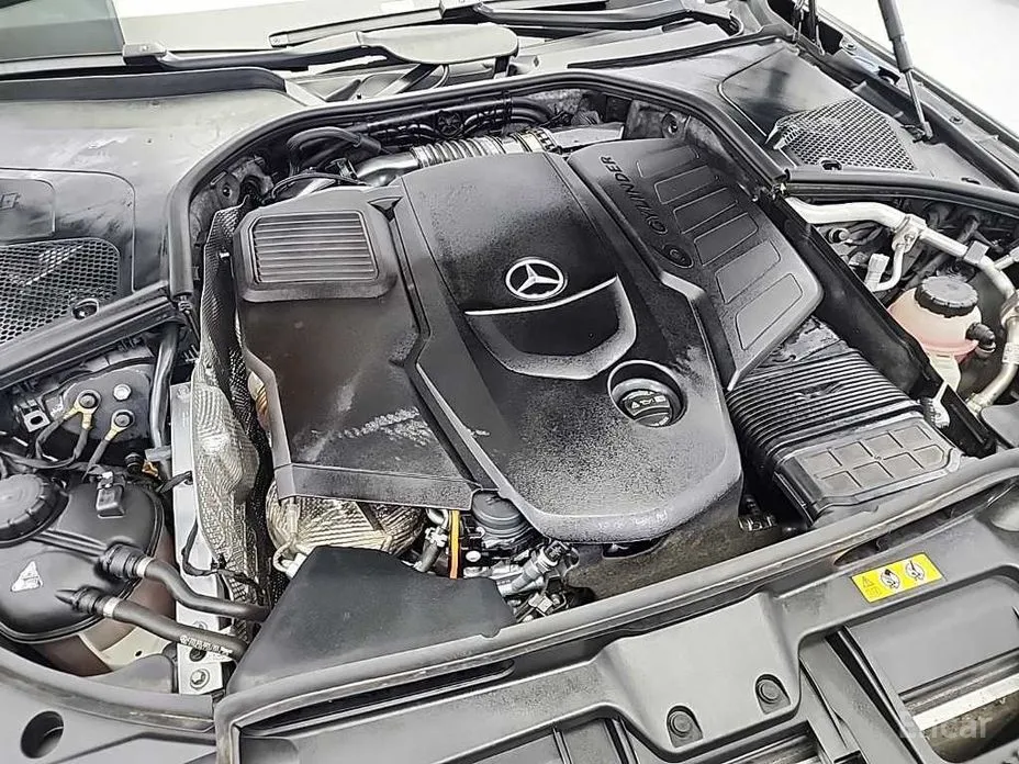 Фото 5 - Mercedes-Benz S-Class