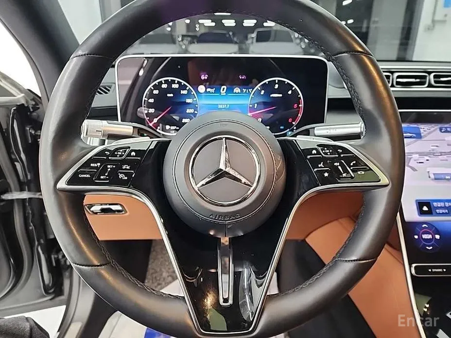 Фото 9 - Mercedes-Benz S-Class