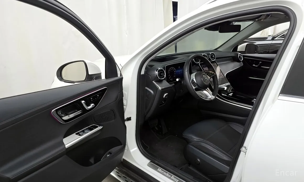 Фото 10 - Mercedes-Benz GLC-Class