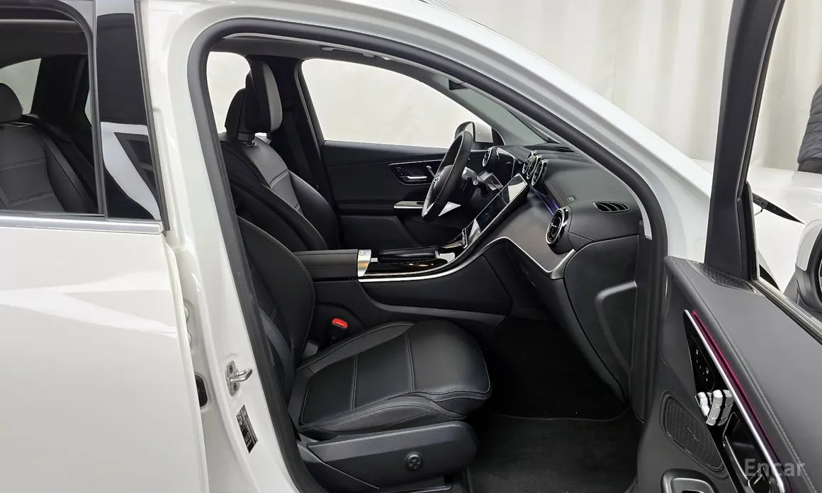 Фото 11 - Mercedes-Benz GLC-Class