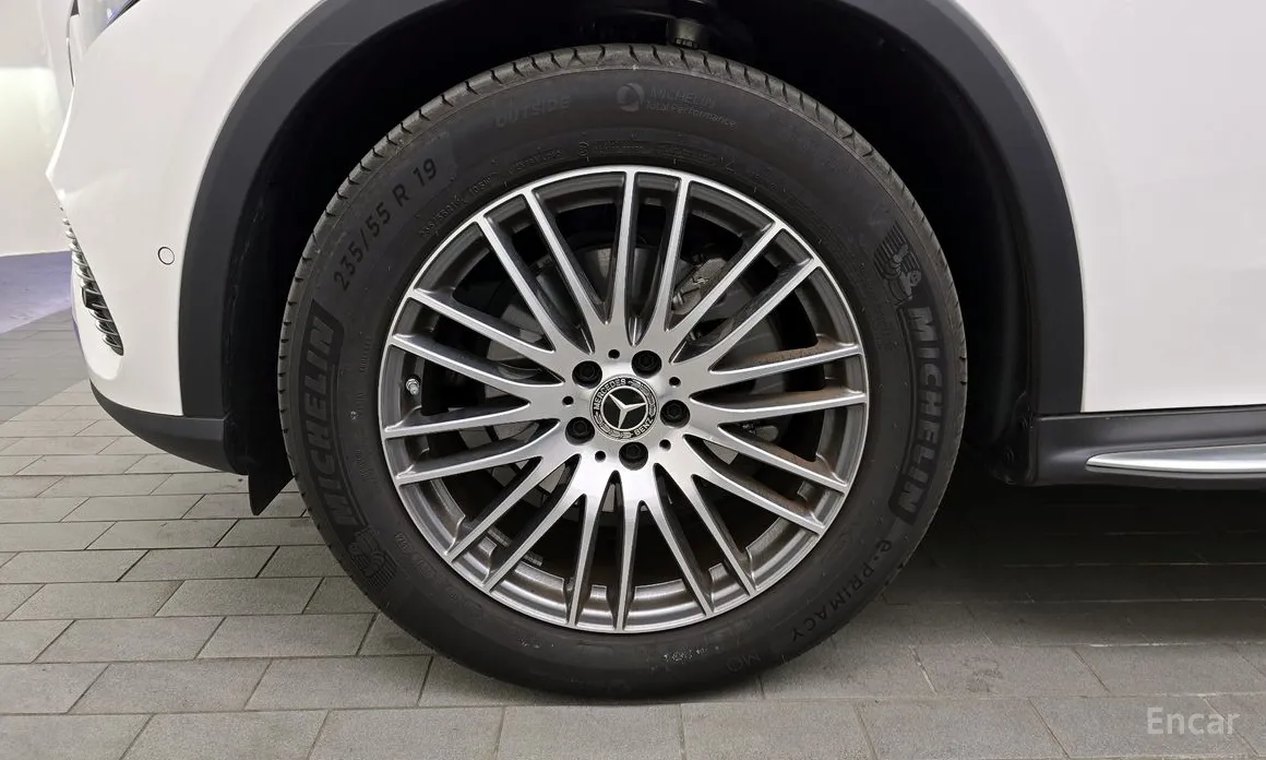 Фото 5 - Mercedes-Benz GLC-Class