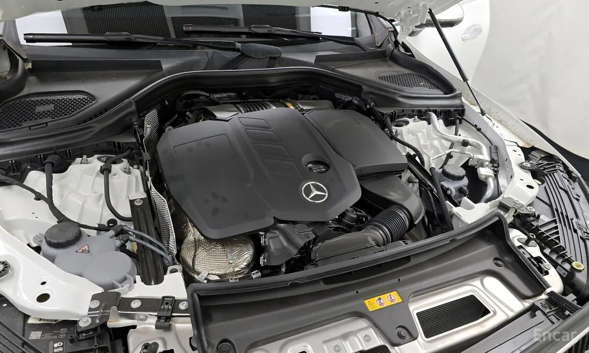 Фото 6 - Mercedes-Benz GLC-Class