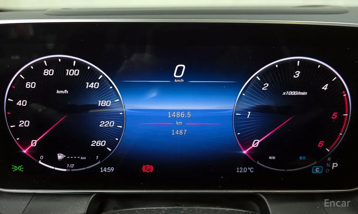 Фото 8 - Mercedes-Benz GLC-Class