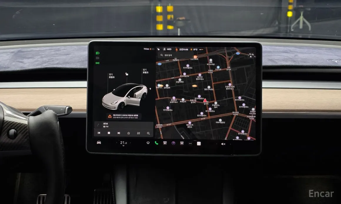 Фото 14 - Tesla Model 3