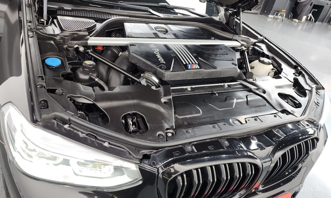 Фото 6 - BMW X4 M