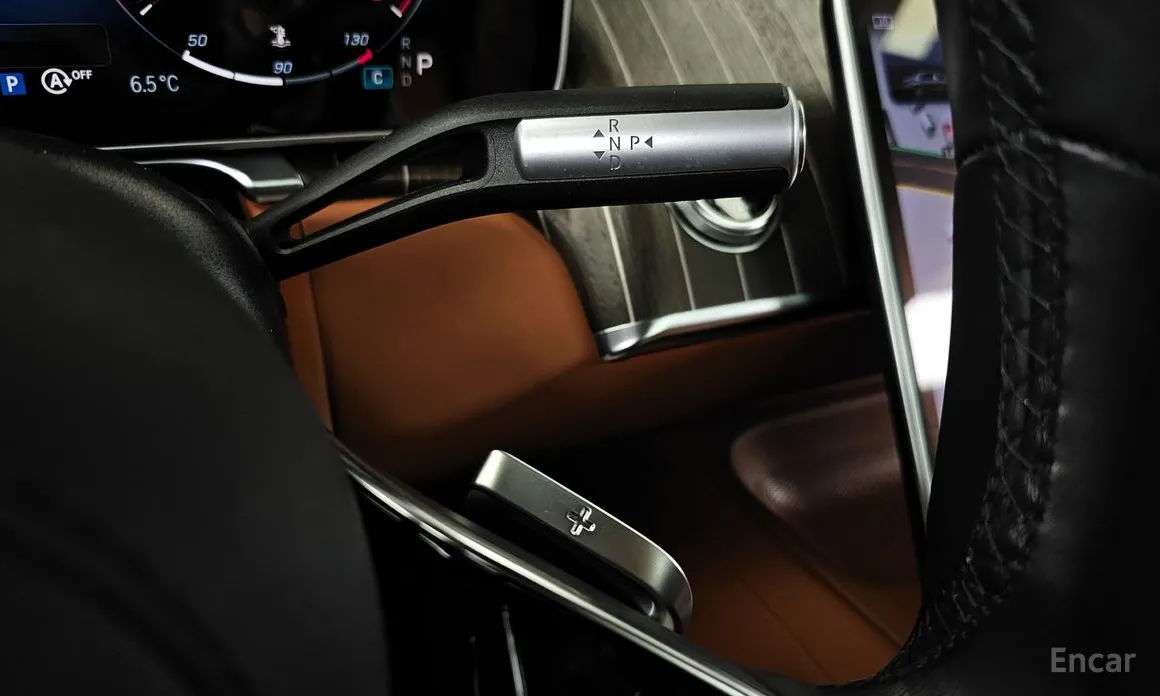 Фото 9 - Mercedes-Benz S-Class