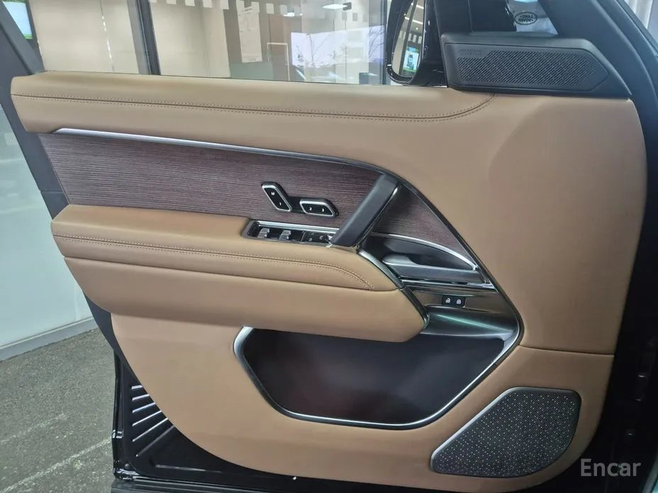 Фото 12 - Land Rover Range Rover