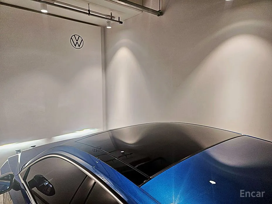 Photo 17 - Volkswagen Arteon