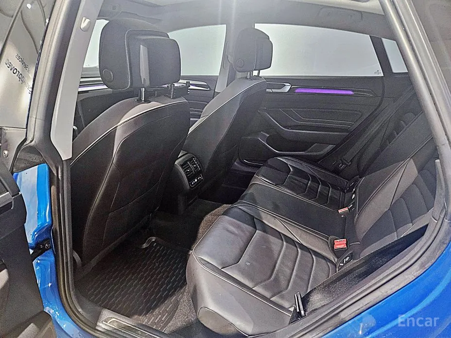 Photo 18 - Volkswagen Arteon