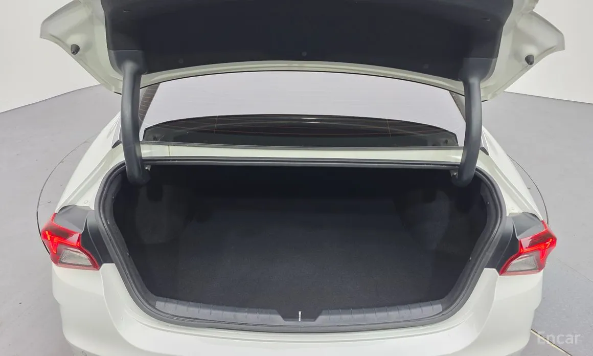 Фото 20 - Kia K5