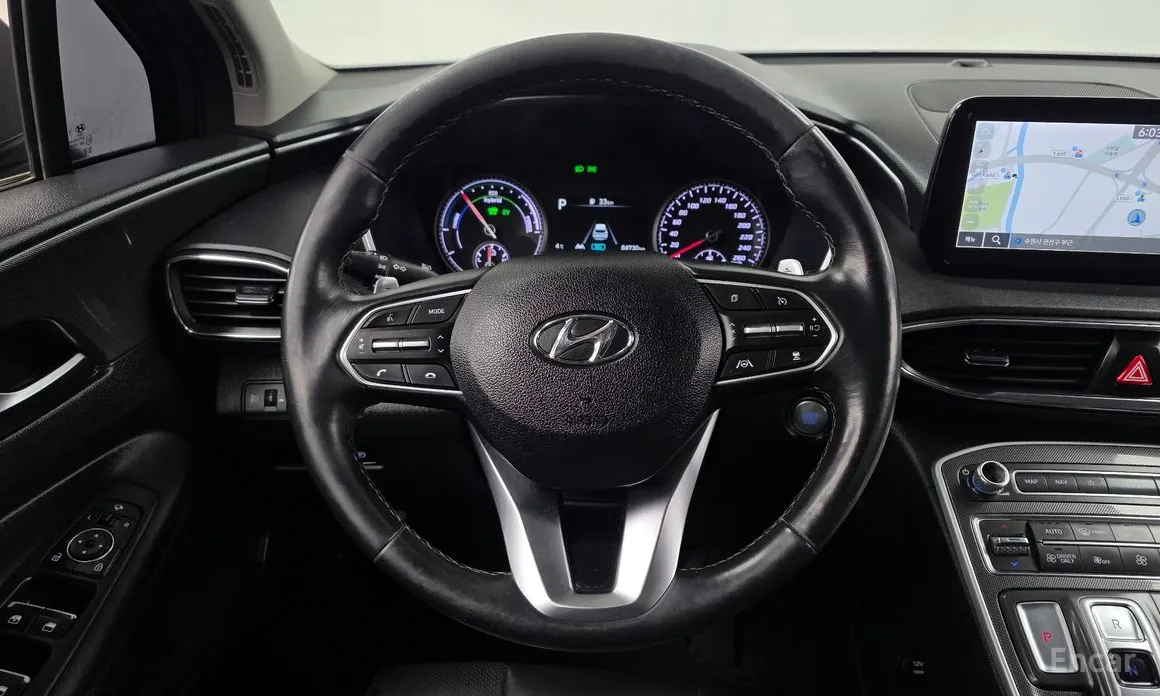 Фото 13 - Hyundai Santa Fe