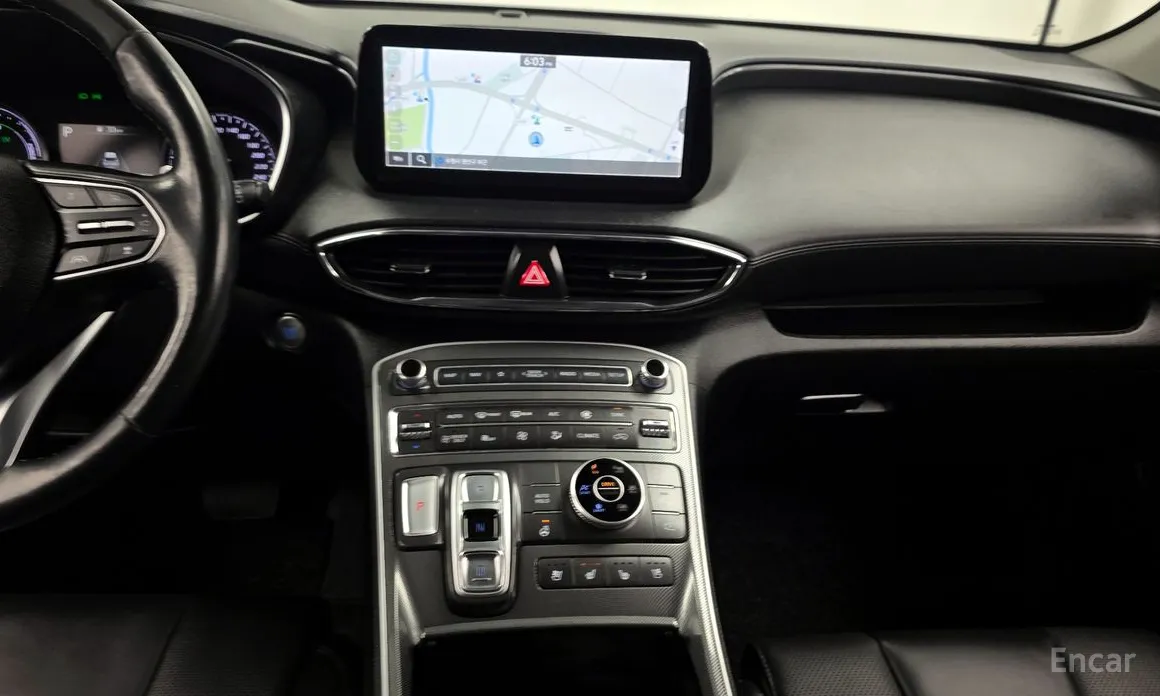 Фото 14 - Hyundai Santa Fe