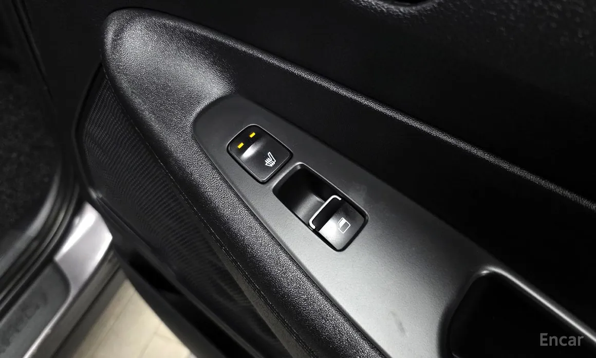 Фото 19 - Hyundai Santa Fe