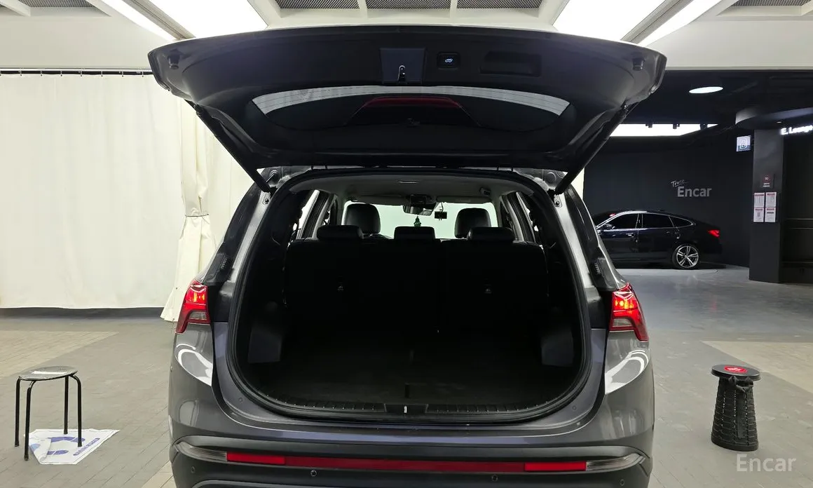 Фото 20 - Hyundai Santa Fe