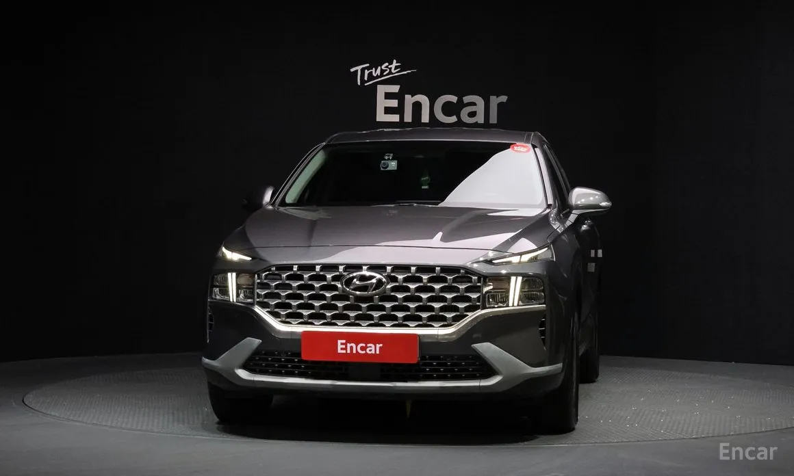 Фото 3 - Hyundai Santa Fe