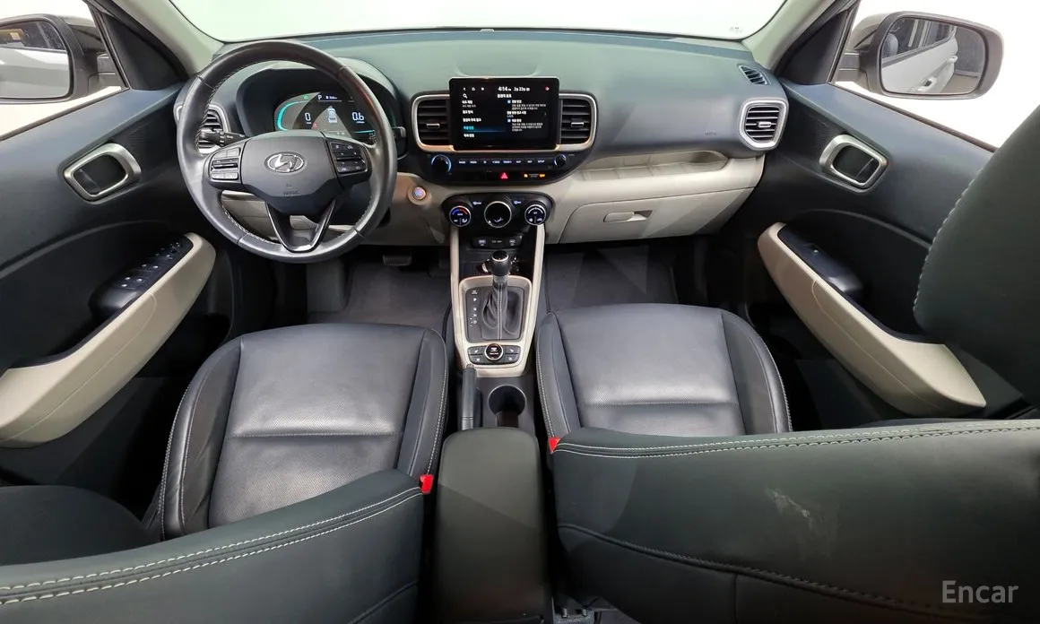 Фото 7 - Hyundai Venue