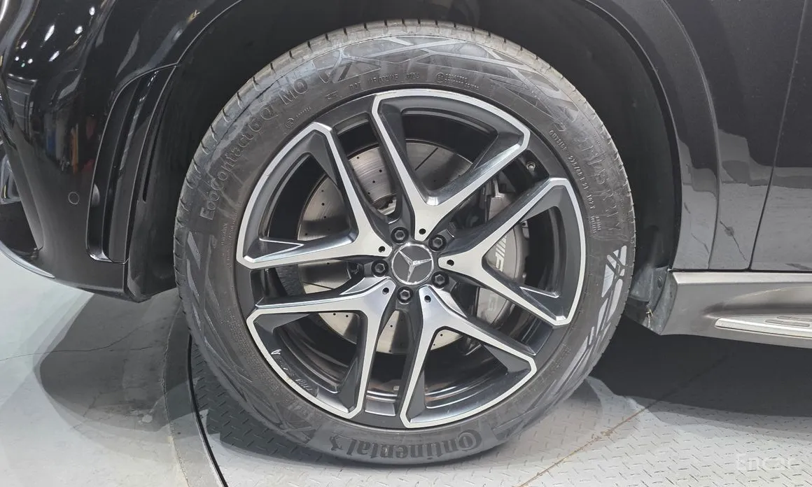 Фото 5 - Mercedes-Benz GLE-Class