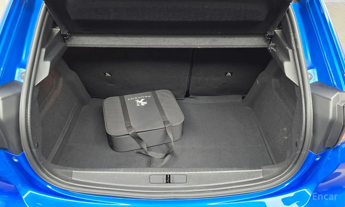 Фото 20 - Peugeot 208