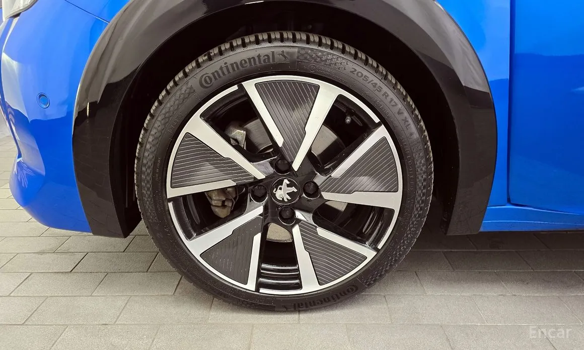 Фото 5 - Peugeot 208